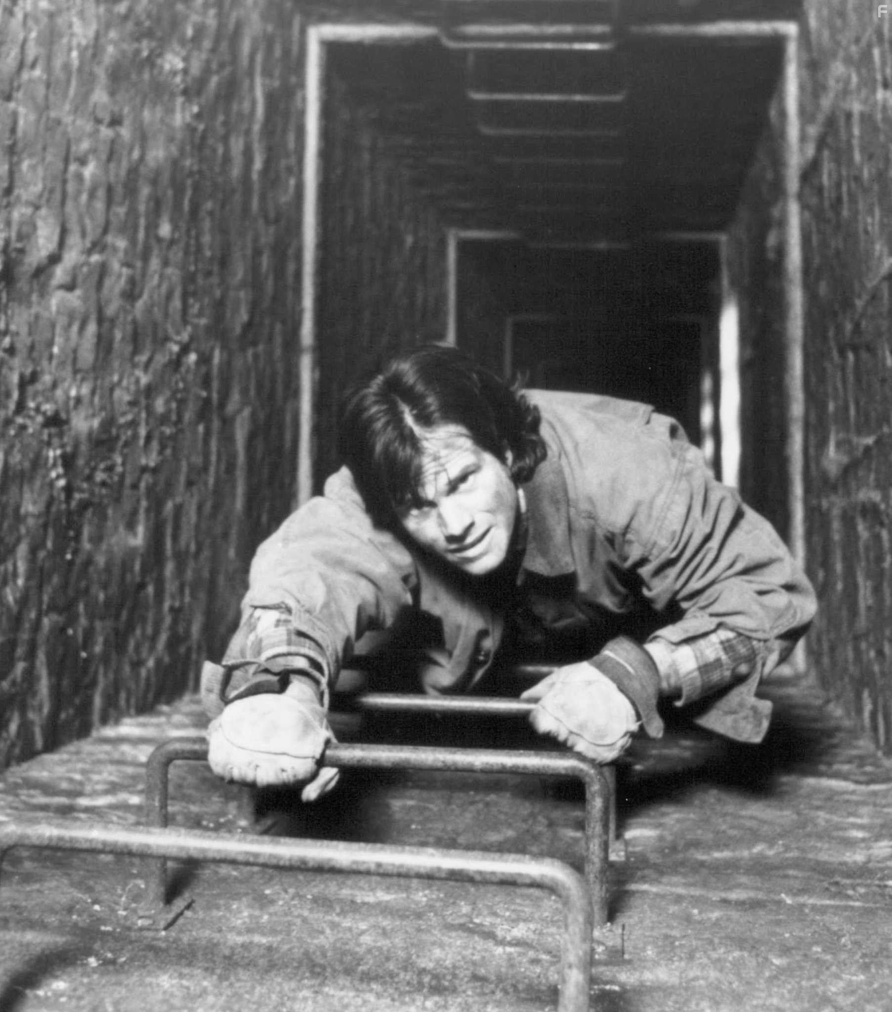 Bill Paxton in Нарушение территории (1992)