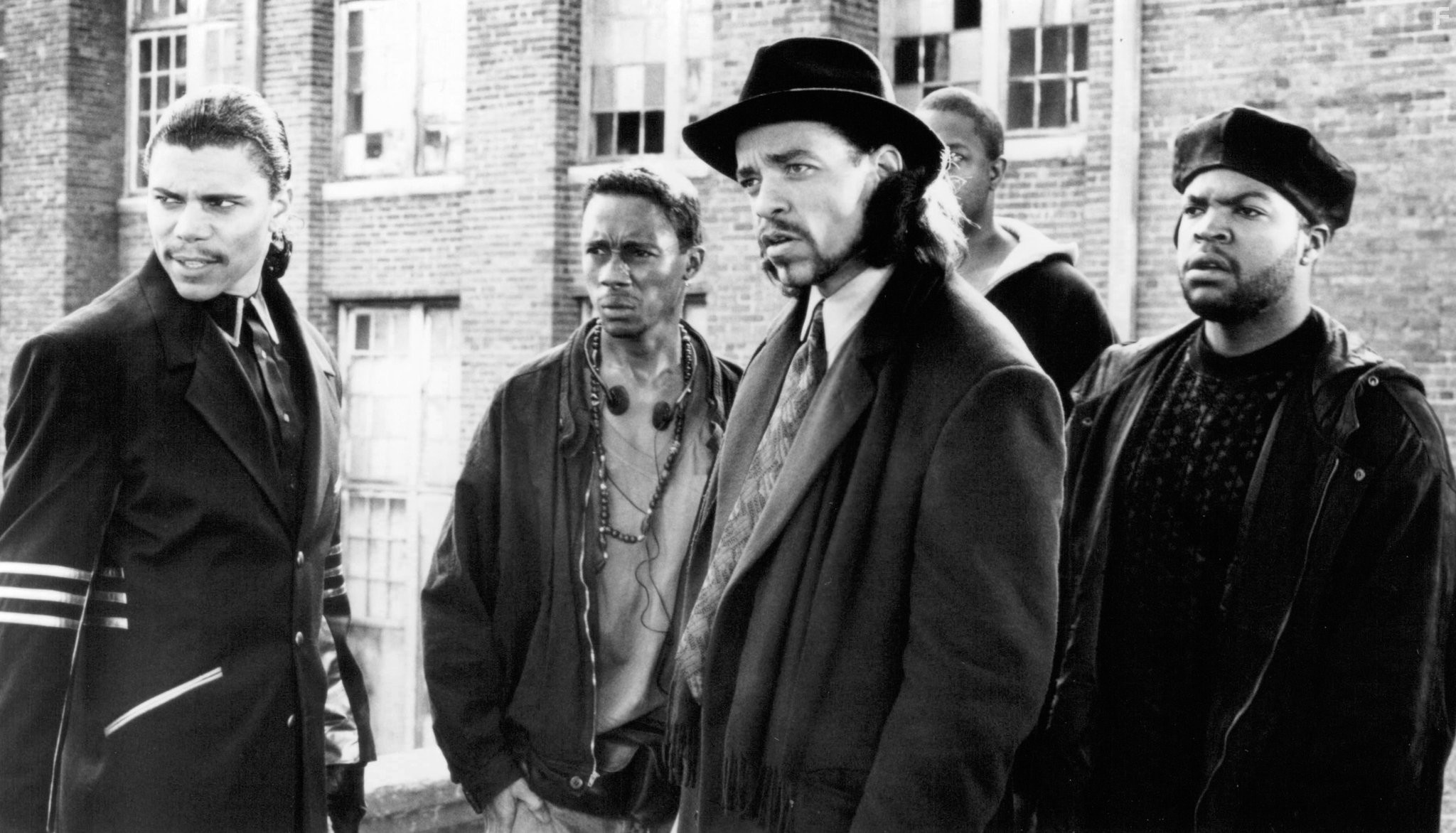 Ice Cube, Ice-T, and De'voreaux White in Нарушение территории (1992)