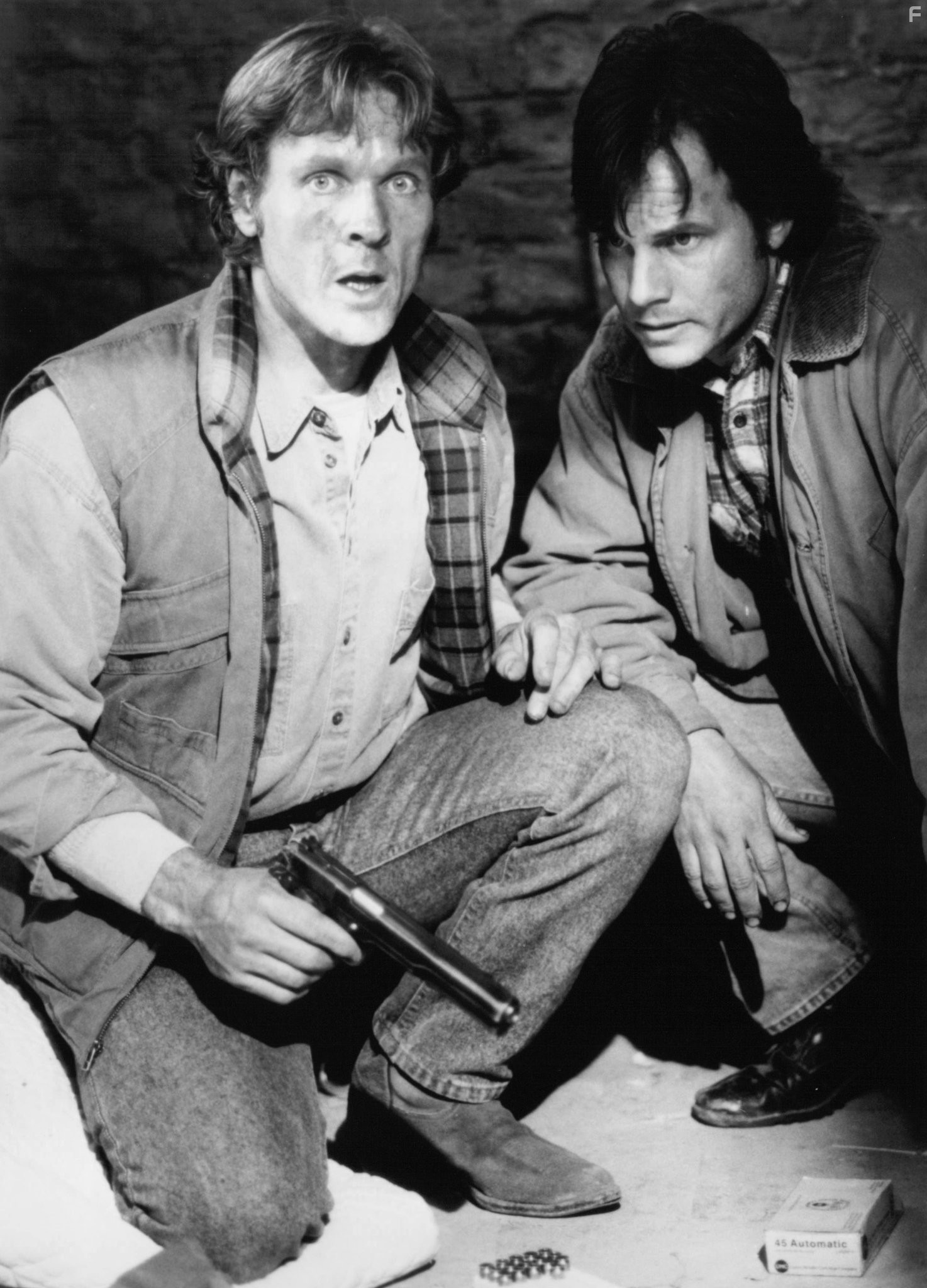 Bill Paxton and William Sadler in Нарушение территории (1992)