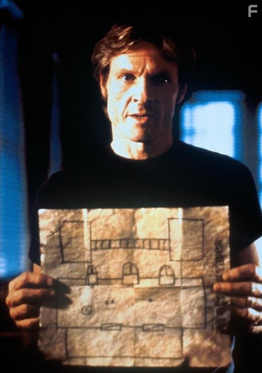 William Sadler in Нарушение территории (1992)