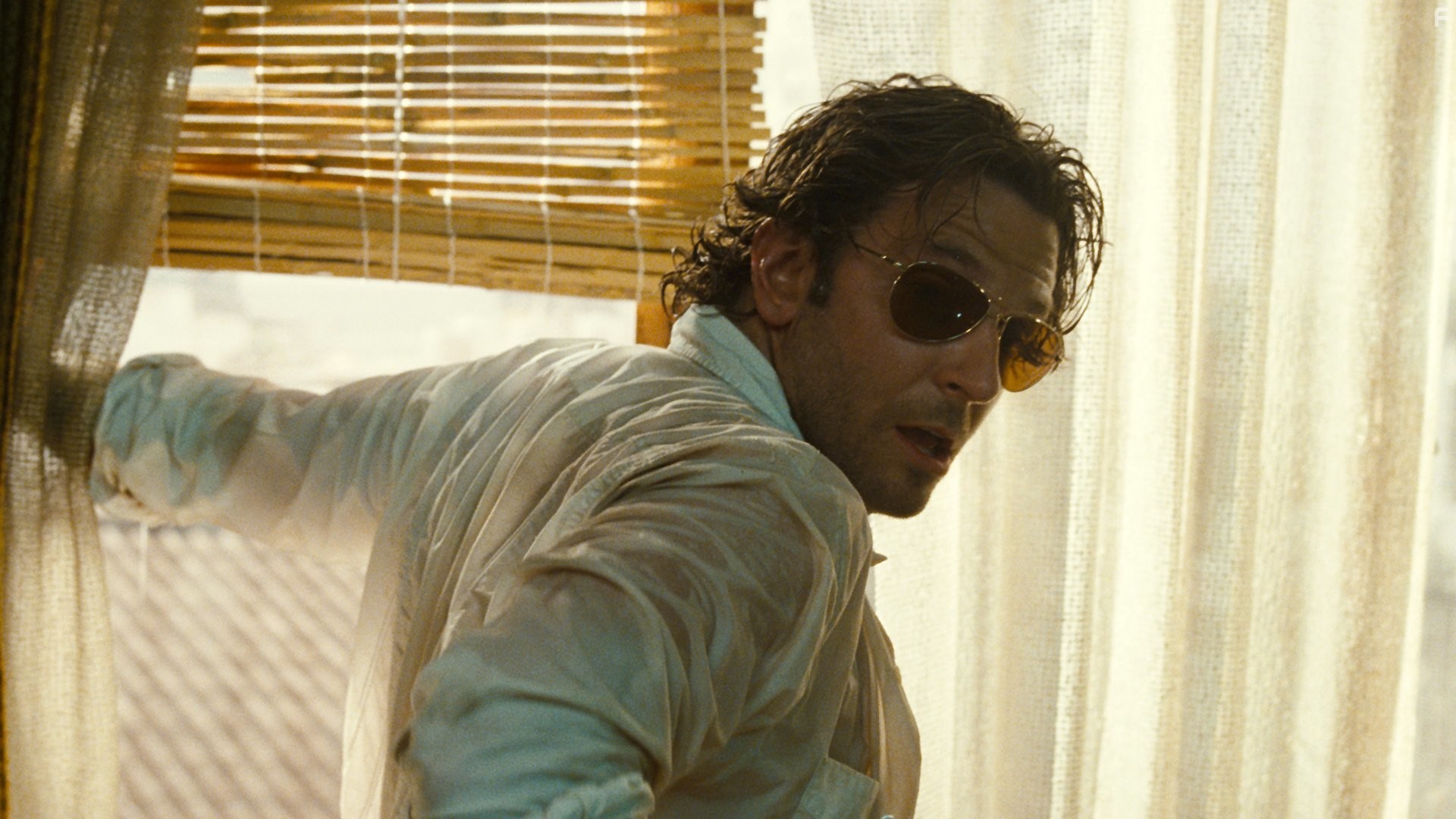 Bradley Cooper in Мальчишник 2: Из Вегаса в Бангкок (2011)