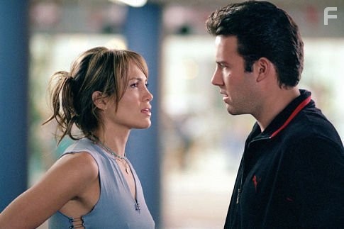Jennifer Lopez and Ben Affleck in Джильи (2003)