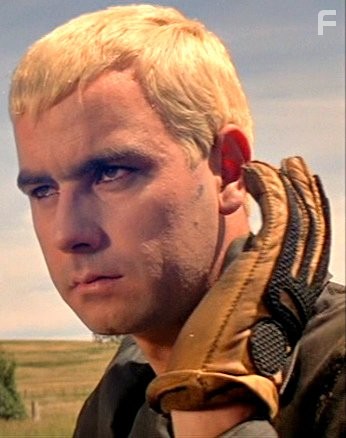 Geoff Parry in Безумный Макс (1979)