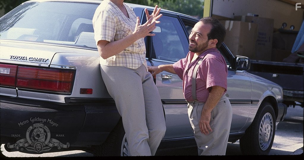 Danny Woodburn in Женские тайны (2000)