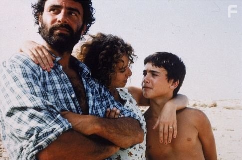 Valeria Golino, Vincenzo Amato, and Francesco Casisa in Дыхание (2002)