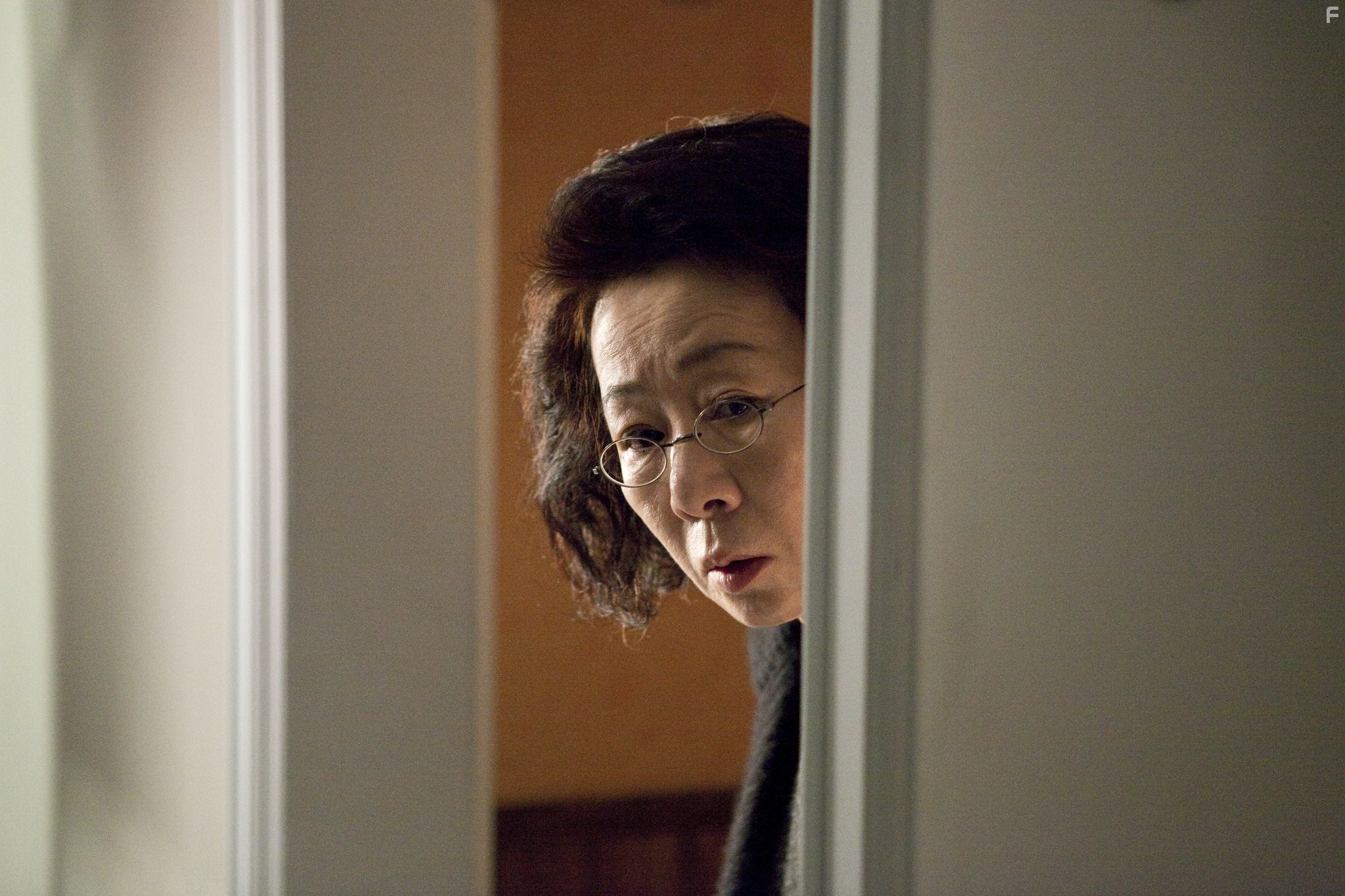 Yeo-jeong Yoon in Служанка (2010)