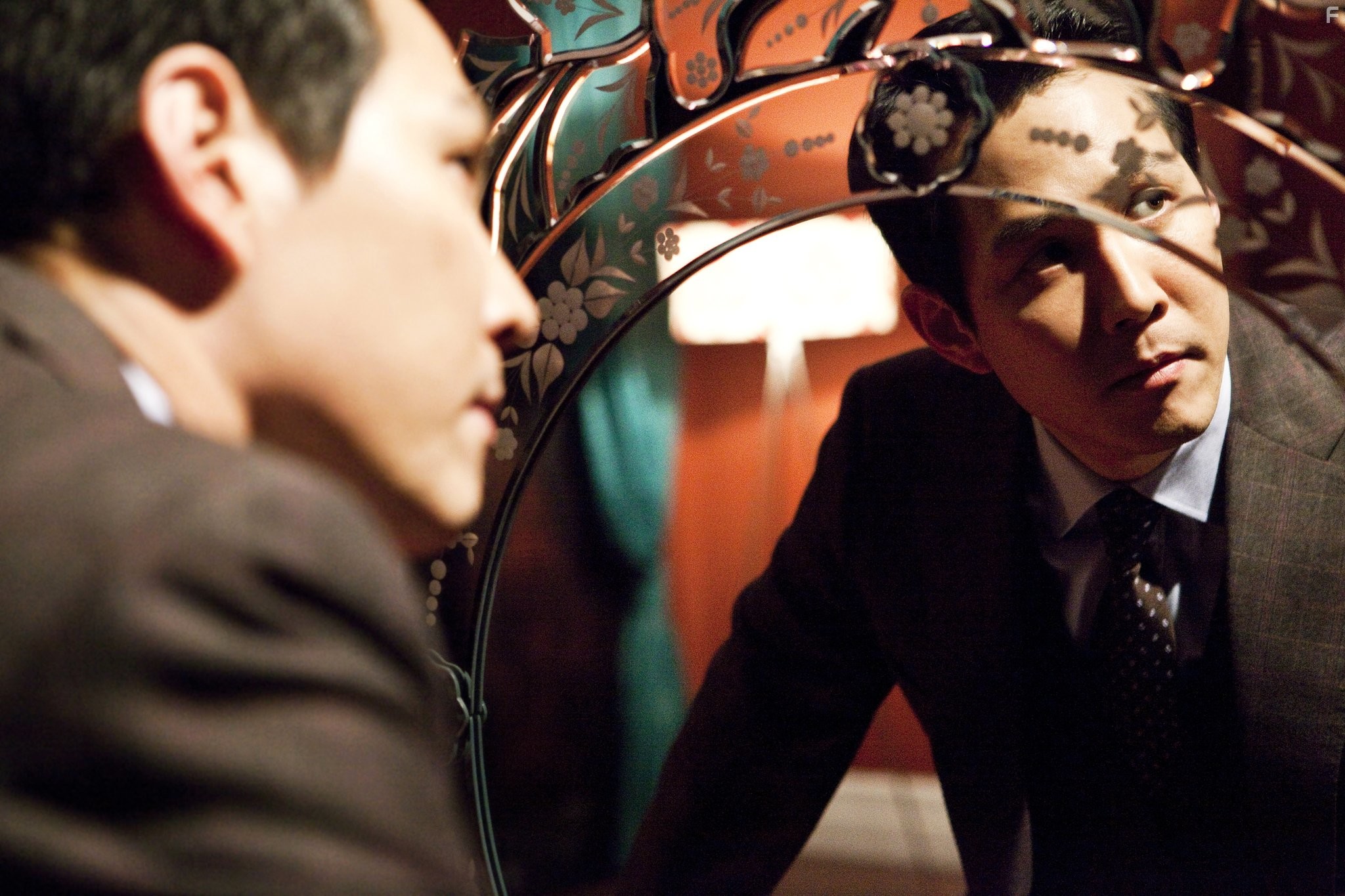 Jung-jae Lee in Служанка (2010)