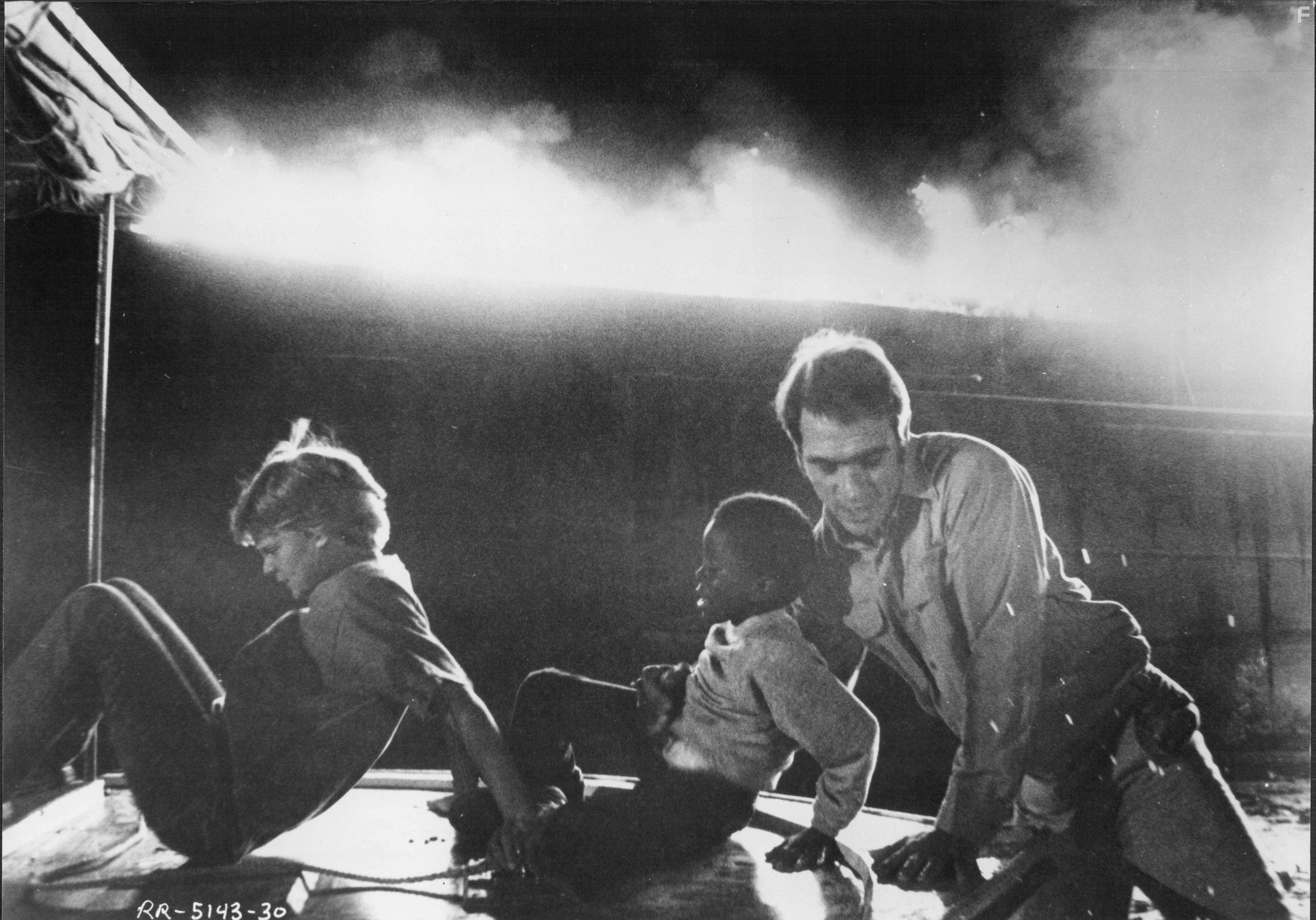 Tommy Lee Jones and Martha Plimpton in The River Rat (1984)