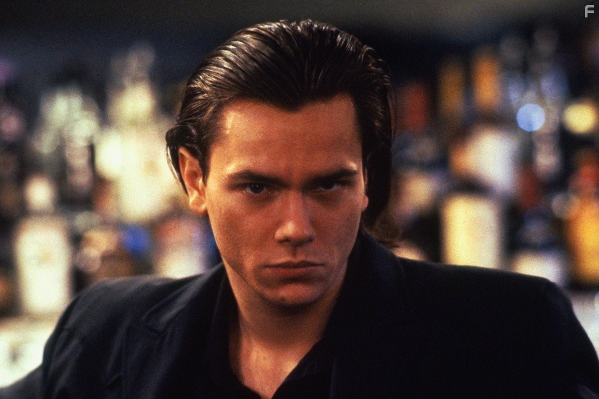 River Phoenix in То, что называют любовью (1993)