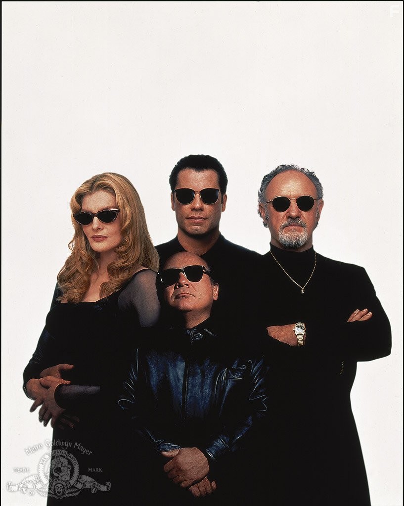 John Travolta, Danny DeVito, Gene Hackman, and Rene Russo in Достать коротышку (1995)