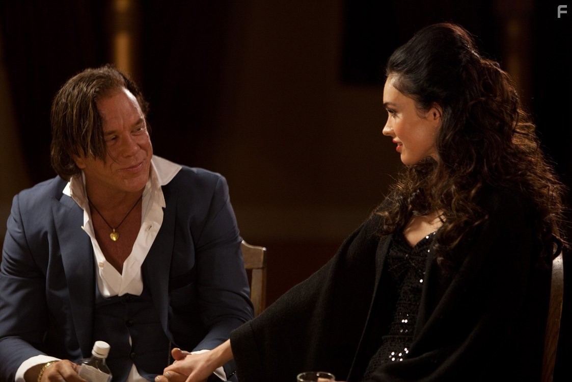 Mickey Rourke and Megan Fox in Игры страсти (2010)