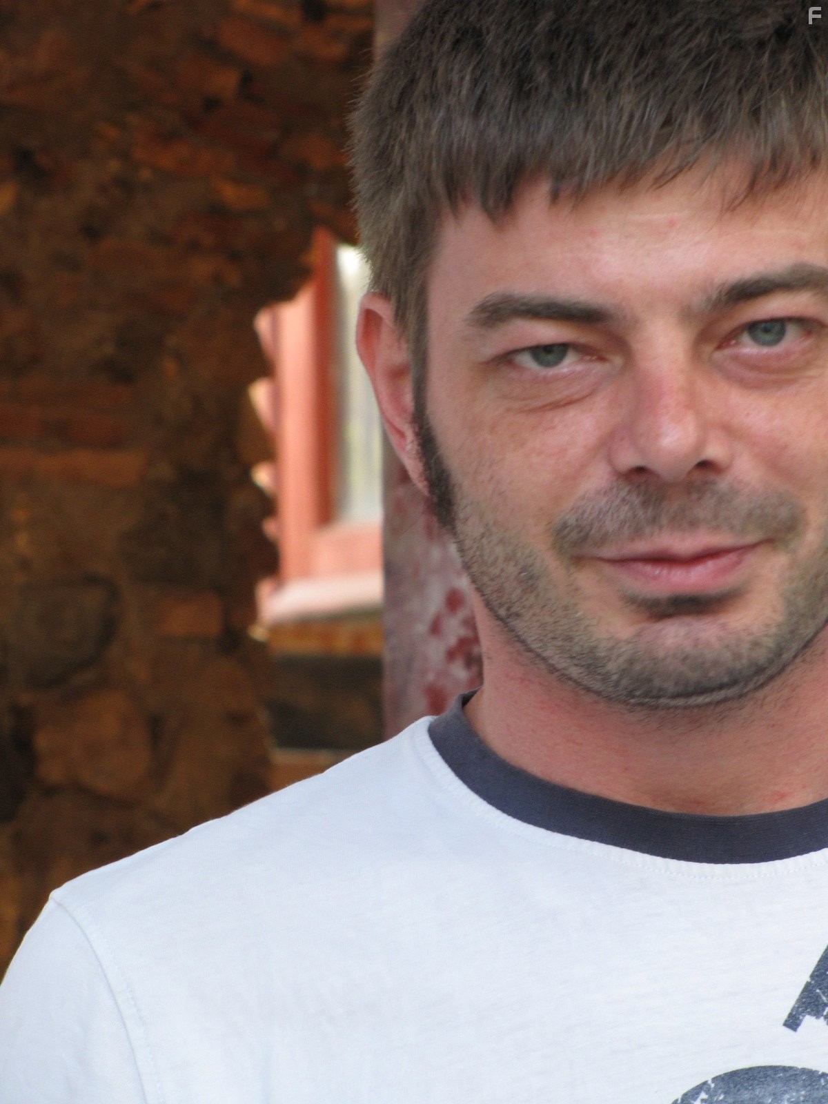 Aureliano Amadei in 20 sigarette (2010)