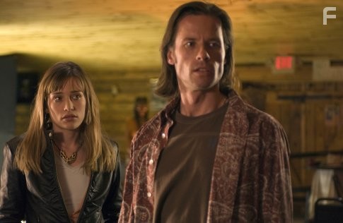 Guy Pearce and Piper Perabo in До первого снега (2006)