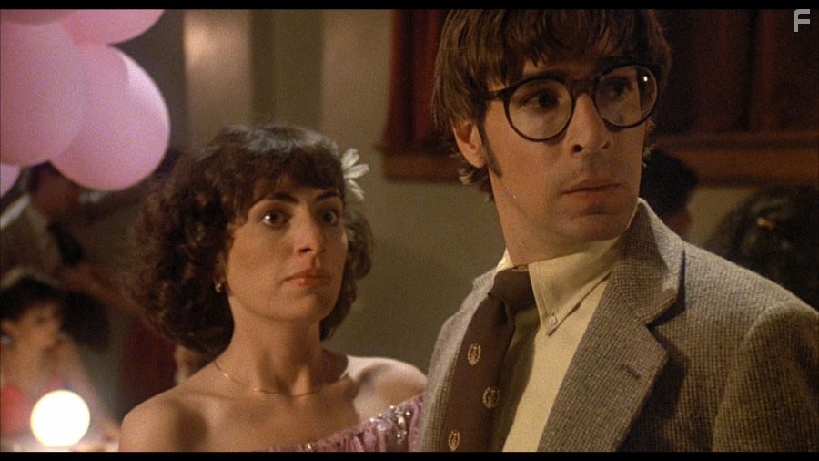 Thom Bray in Незнакомец (1981)