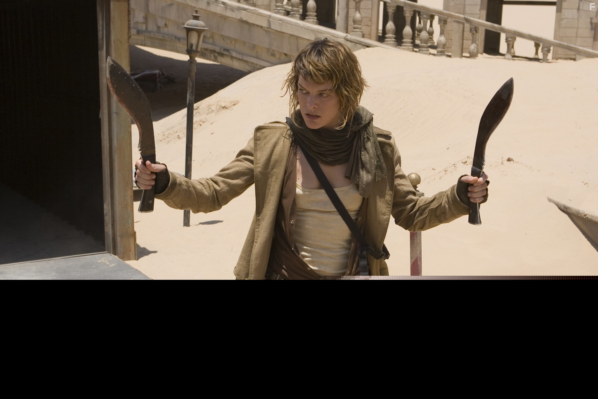 Milla Jovovich in Обитель зла 3: Вымирание (2007)