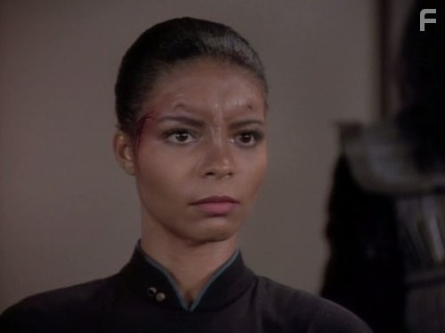 Ren?e Jones in Звездный путь: Следующее поколение (1987)