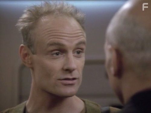 Matt Frewer and Patrick Stewart in Звездный путь: Следующее поколение (1987)