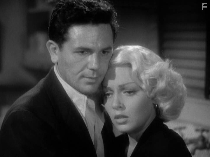 Lana Turner and John Garfield in Почтальон всегда звонит дважды (1946)