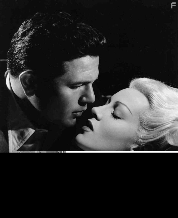 Lana Turner and John Garfield in Почтальон всегда звонит дважды (1946)