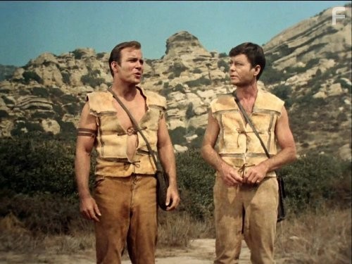 William Shatner and DeForest Kelley in Звездный путь (1966)