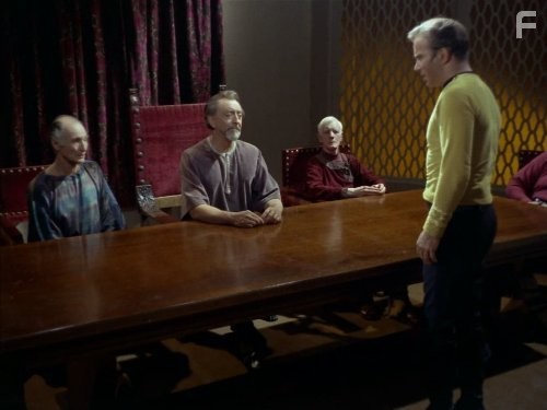 William Shatner and John Abbott in Звездный путь (1966)