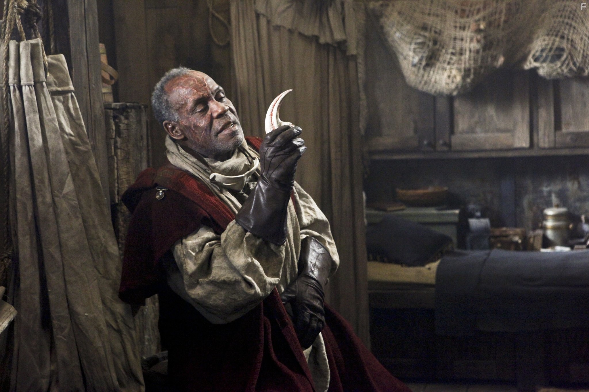 Danny Glover in Эра драконов (2011)