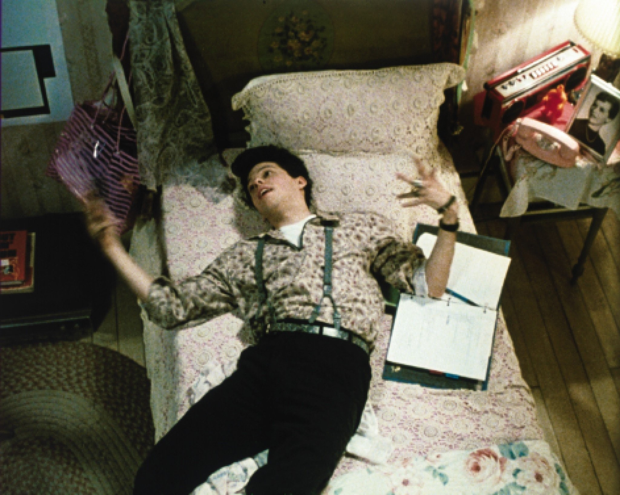 Jon Cryer in Милашка в розовом (1986)