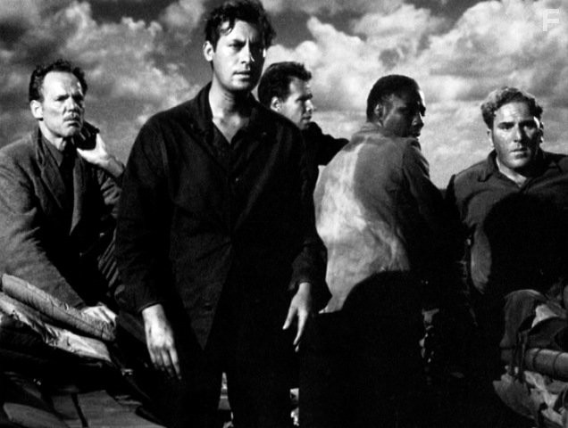 Спасательная шлюпка (1944)