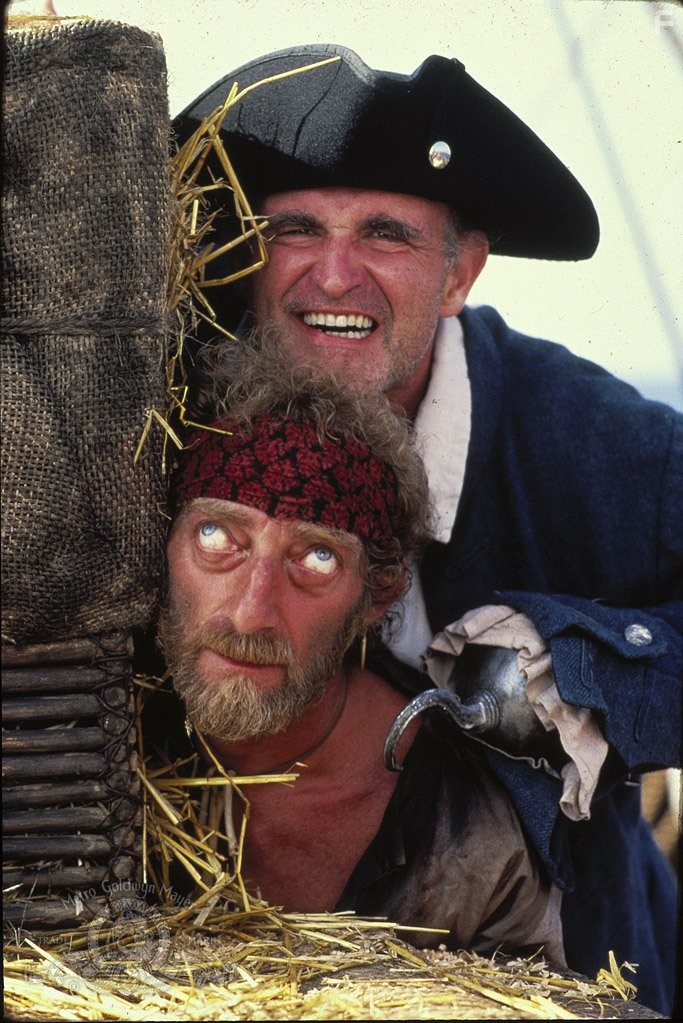 Marty Feldman and Peter Boyle in Желтая борода (1983)