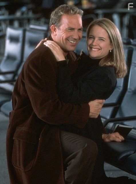 Kevin Costner and Kelly Preston in Ради любви к игре (1999)