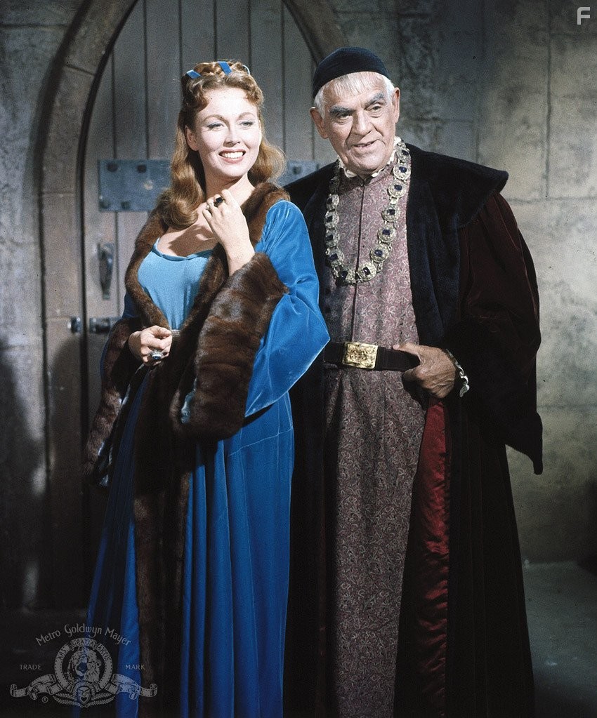 Boris Karloff and Hazel Court in Ворон (1963)