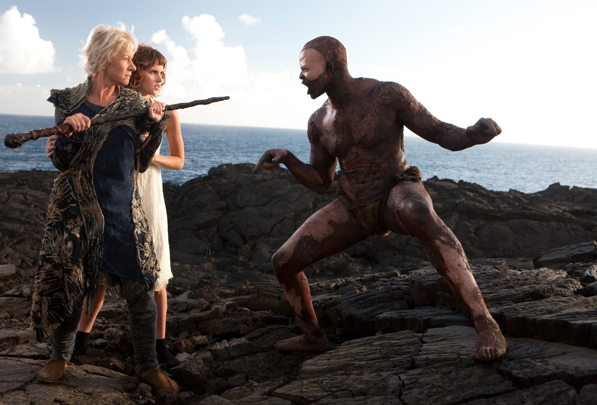Helen Mirren, Djimon Hounsou, and Felicity Jones in Буря (2010)