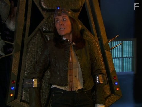 Elisabeth Sladen in Приключения Сары Джейн (2007)