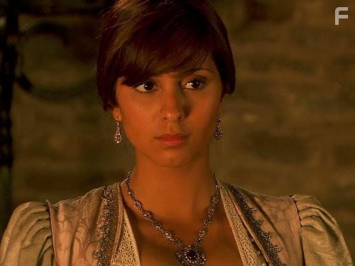 Anjli Mohindra in Приключения Сары Джейн (2007)