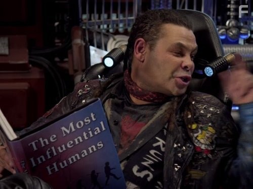 Craig Charles in Красный карлик (1988)