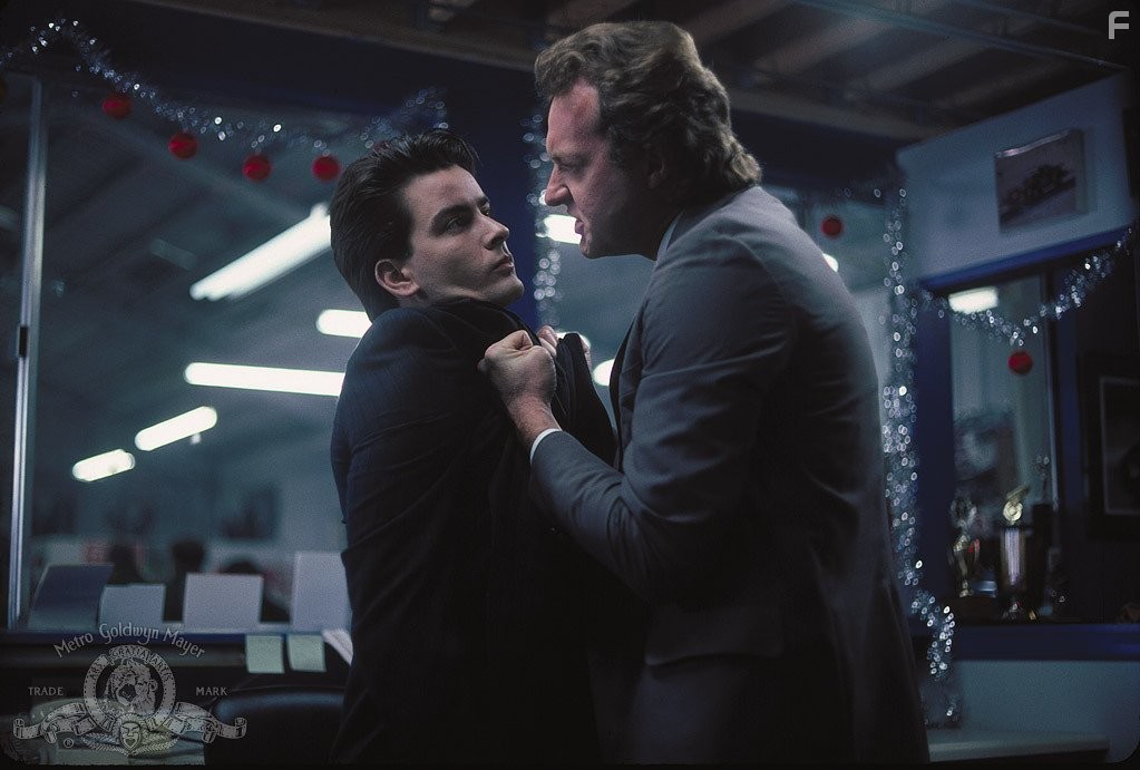 Charlie Sheen and Randy Quaid in Ничья земля (1987)