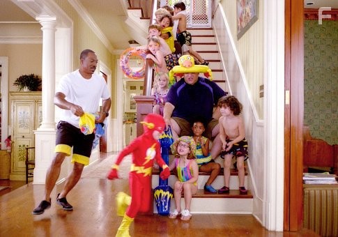 Eddie Murphy and Jeff Garlin in Дежурный папа (2003)