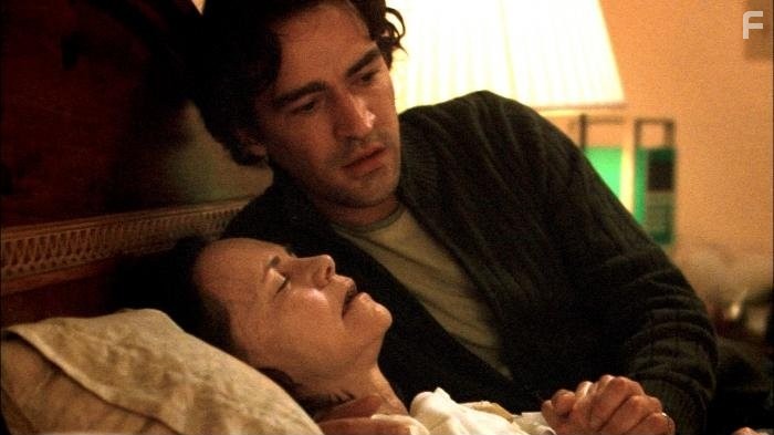Sally Field and Ben Chaplin in Две недели (2006)