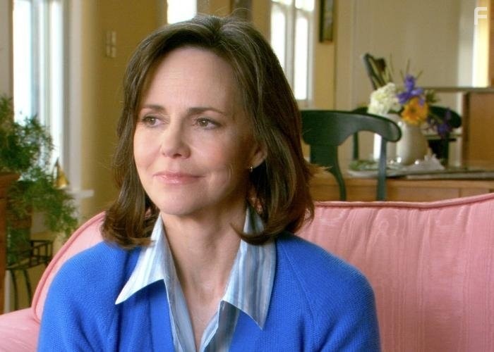 Sally Field in Две недели (2006)