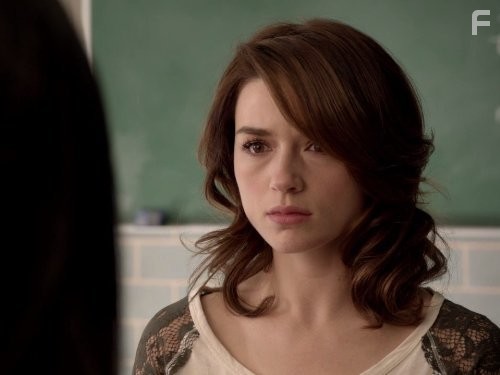Crystal Reed in Оборотень (2011)