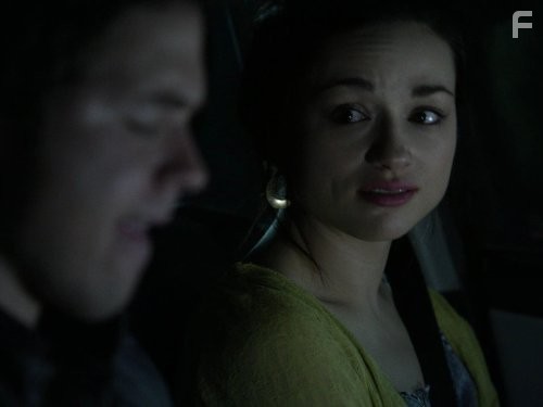Stephen Lunsford and Crystal Reed in Оборотень (2011)