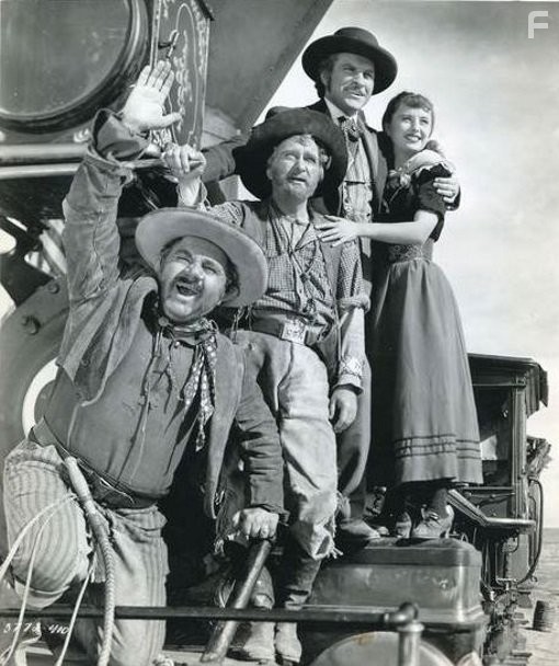 Barbara Stanwyck and Robert Preston in Юнион Пасифик (1939)