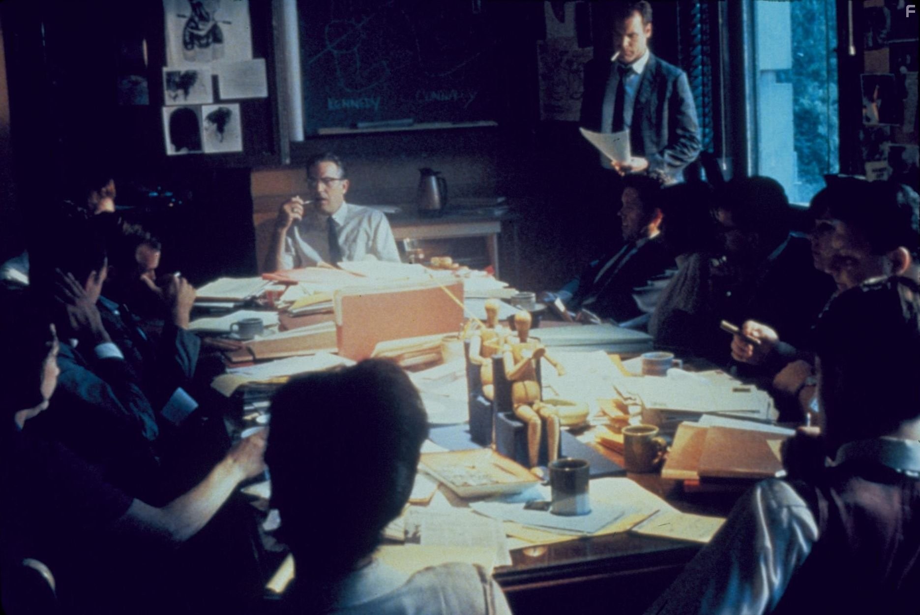 Kevin Costner, Laurie Metcalf, and Michael Rooker in Джон Ф. Кеннеди: Выстрелы в Далласе (1991)