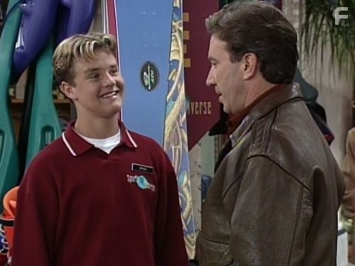 Tim Allen and Zachery Ty Bryan in Большой ремонт (1991)
