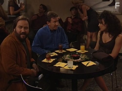Tim Allen, Richard Karn, and Liz Vassey in Большой ремонт (1991)