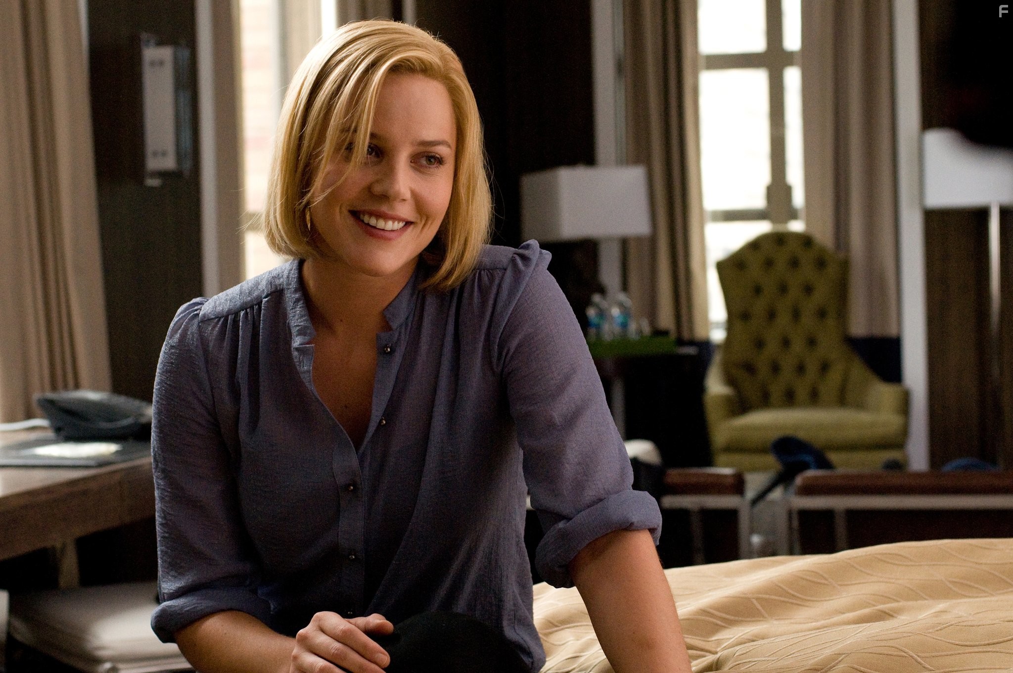 Abbie Cornish in Области тьмы (2011)