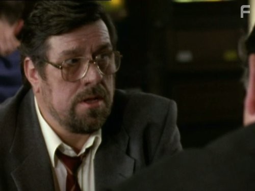 Ricky Tomlinson in Метод Крекера (1993)