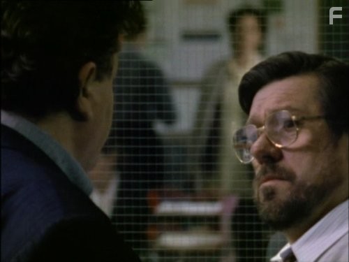 Ricky Tomlinson in Метод Крекера (1993)