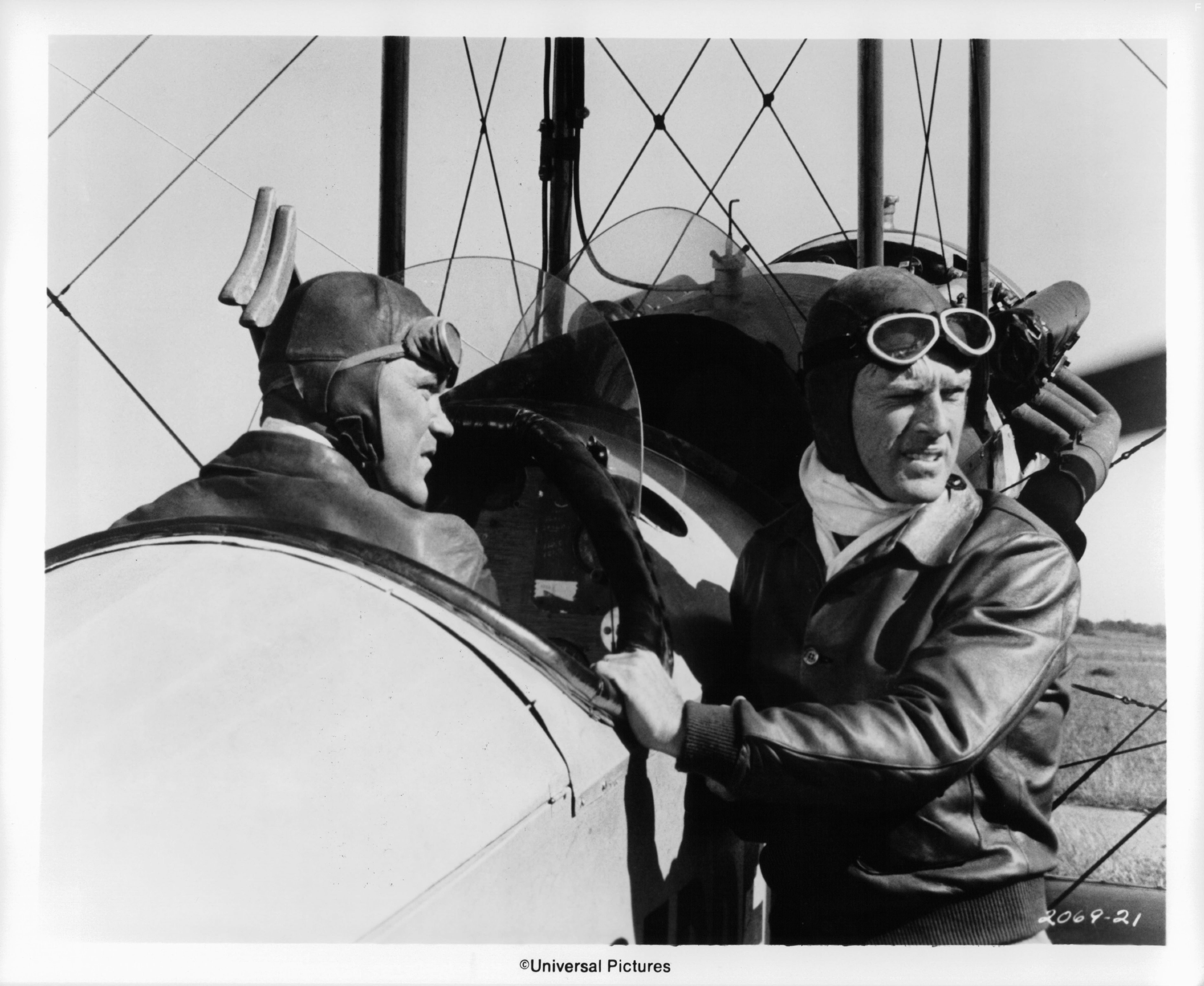 Robert Redford and Bo Svenson in Великий Уолдо Пеппер (1975)