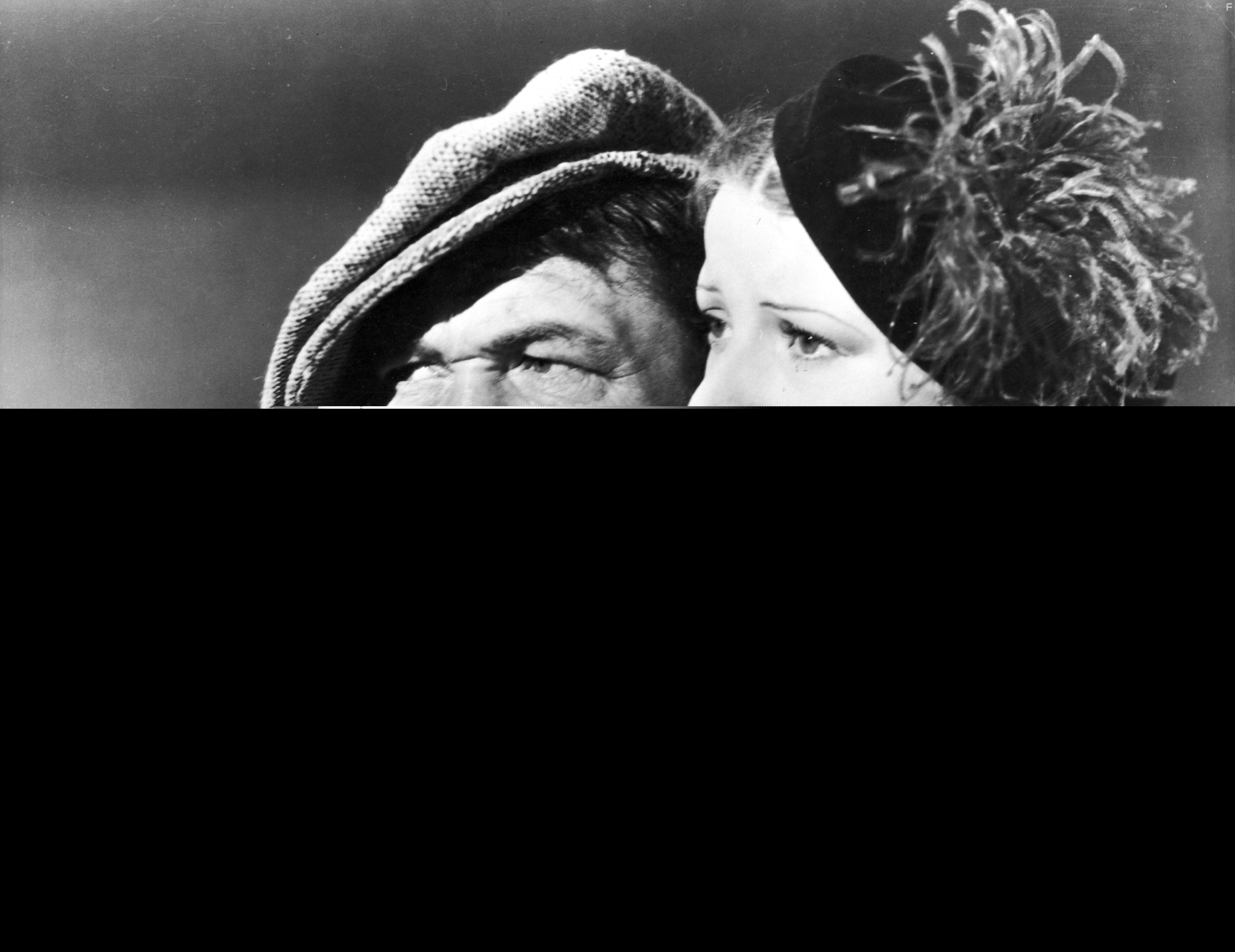 Margot Grahame and Victor McLaglen in Осведомитель (1935)